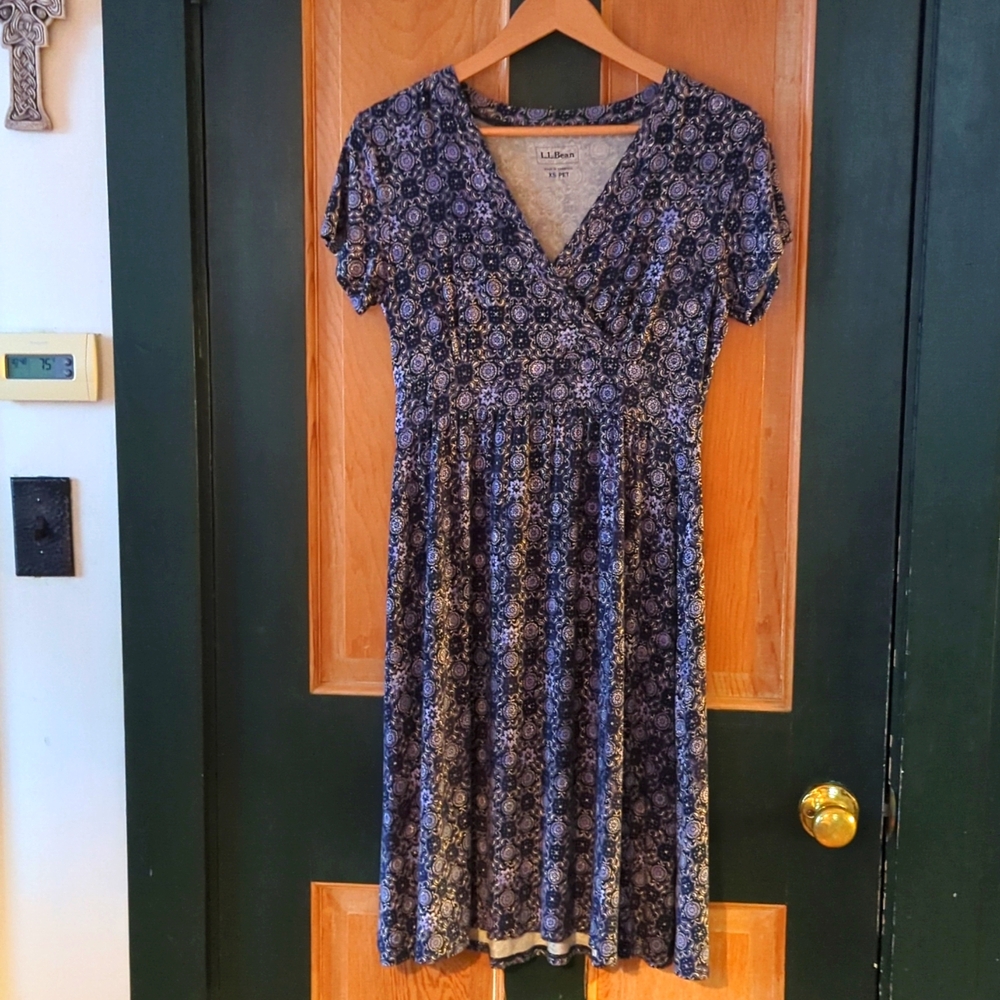 NEW!  L.L. Bean Women's Navy Blue Print Dress